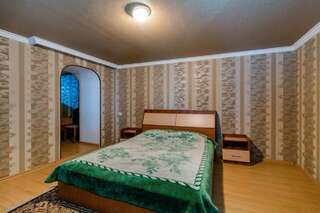 Гостевой дом Guest House Kerim Duisi Бюджетный двухместный номер с 1 кроватью-2